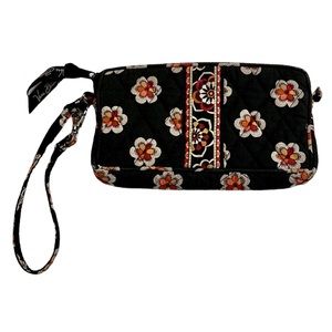 Vera Bradley Pirouette wristlet